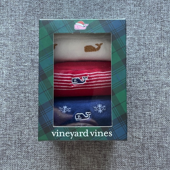 NWT Vineyard Vines Holiday Whale 3-Pack Sock Set, Pima Cotton - Picture 3 of 7